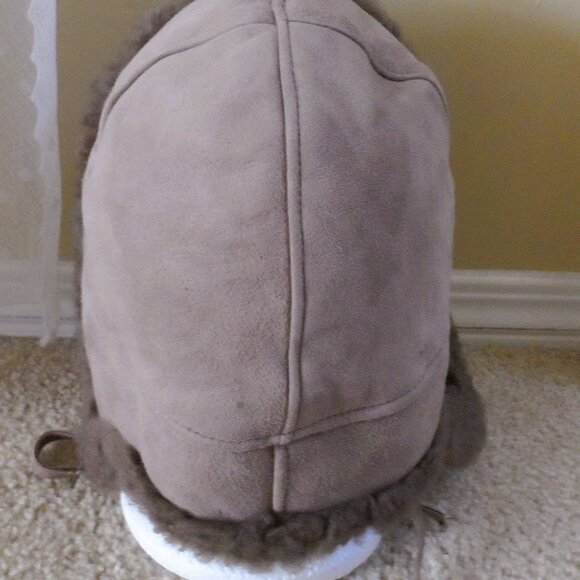 Shearling Sheepskin Winter Hat - Picture 3 of 6